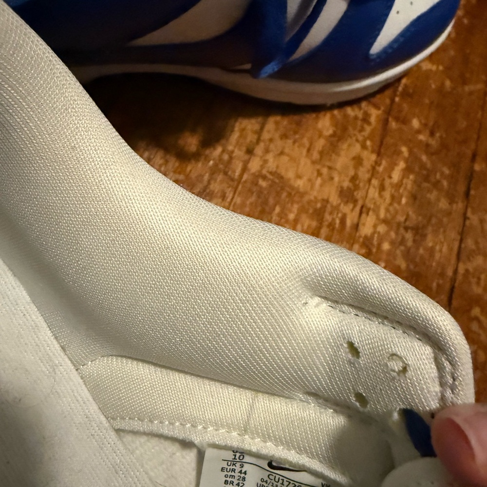 Nike Dunks - image 3